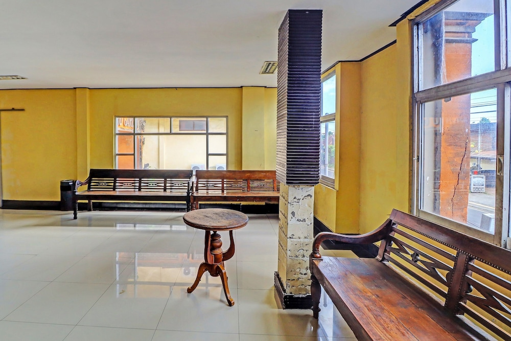 Collection O Bali near Terminal Ubung formerly Batukaru Garden Hotel 68/89