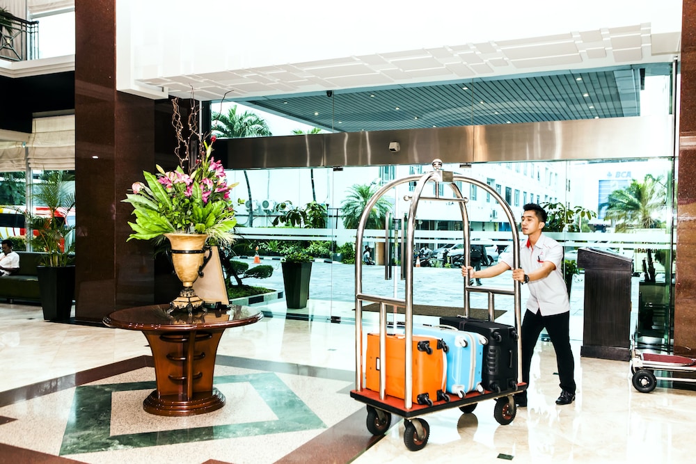 Orchardz Jayakarta Hotel 62/73