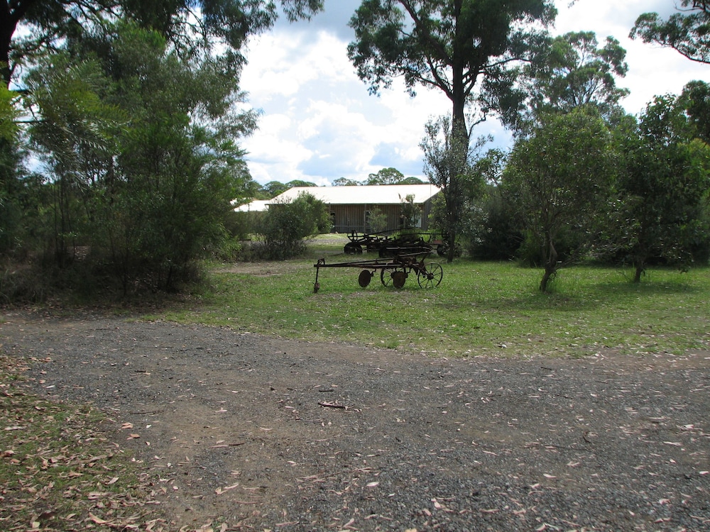 LOVEDALE COTTAGES 11/43