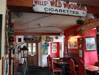 The Eagle and Child Inn 19/28