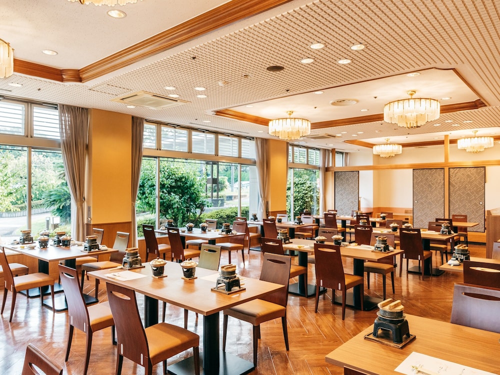 Kamenoi Hotel Tondabayashi (ex. Kanponoyado Tondabayashi) 35/50