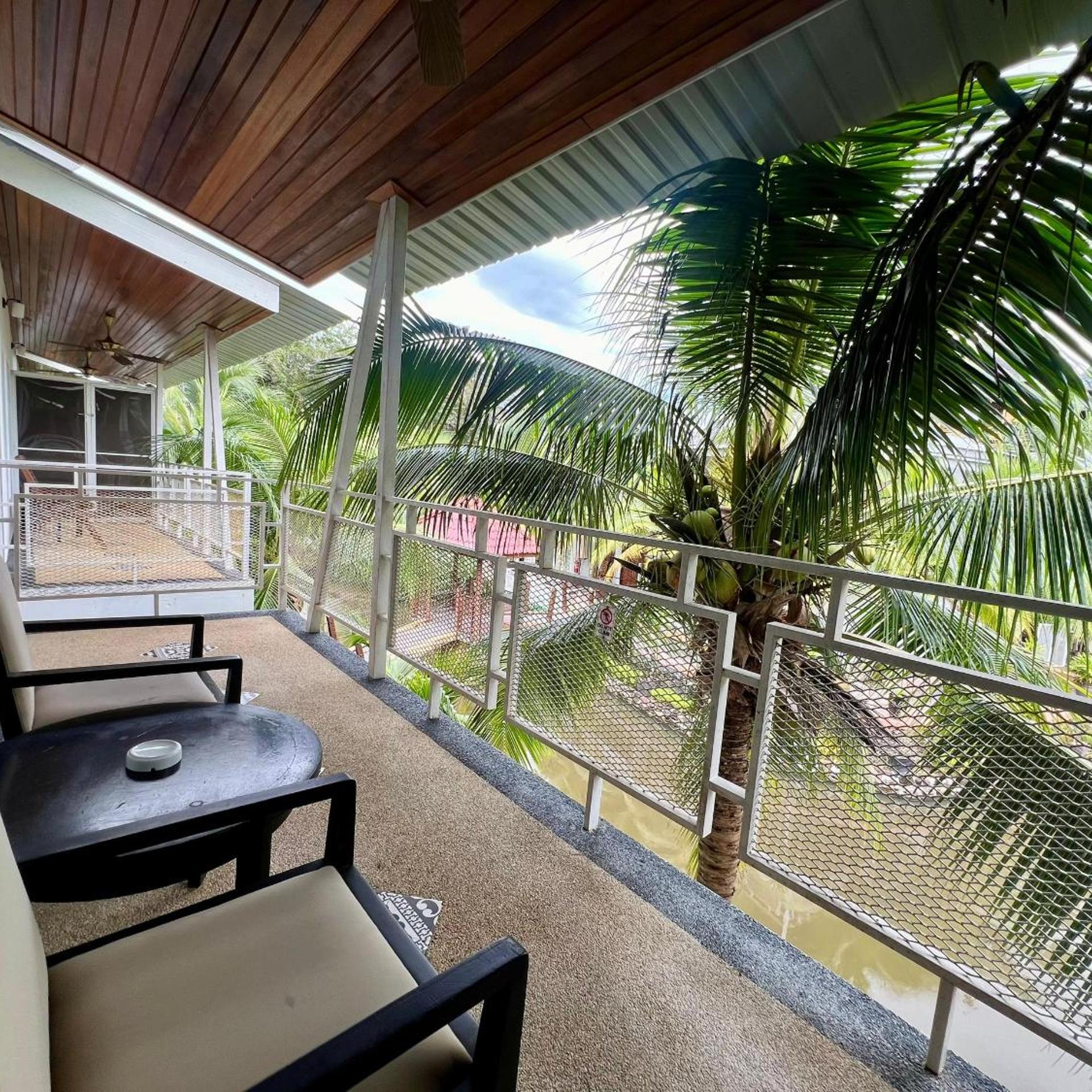 AIRIS SANCTUARY RESORT 41/54