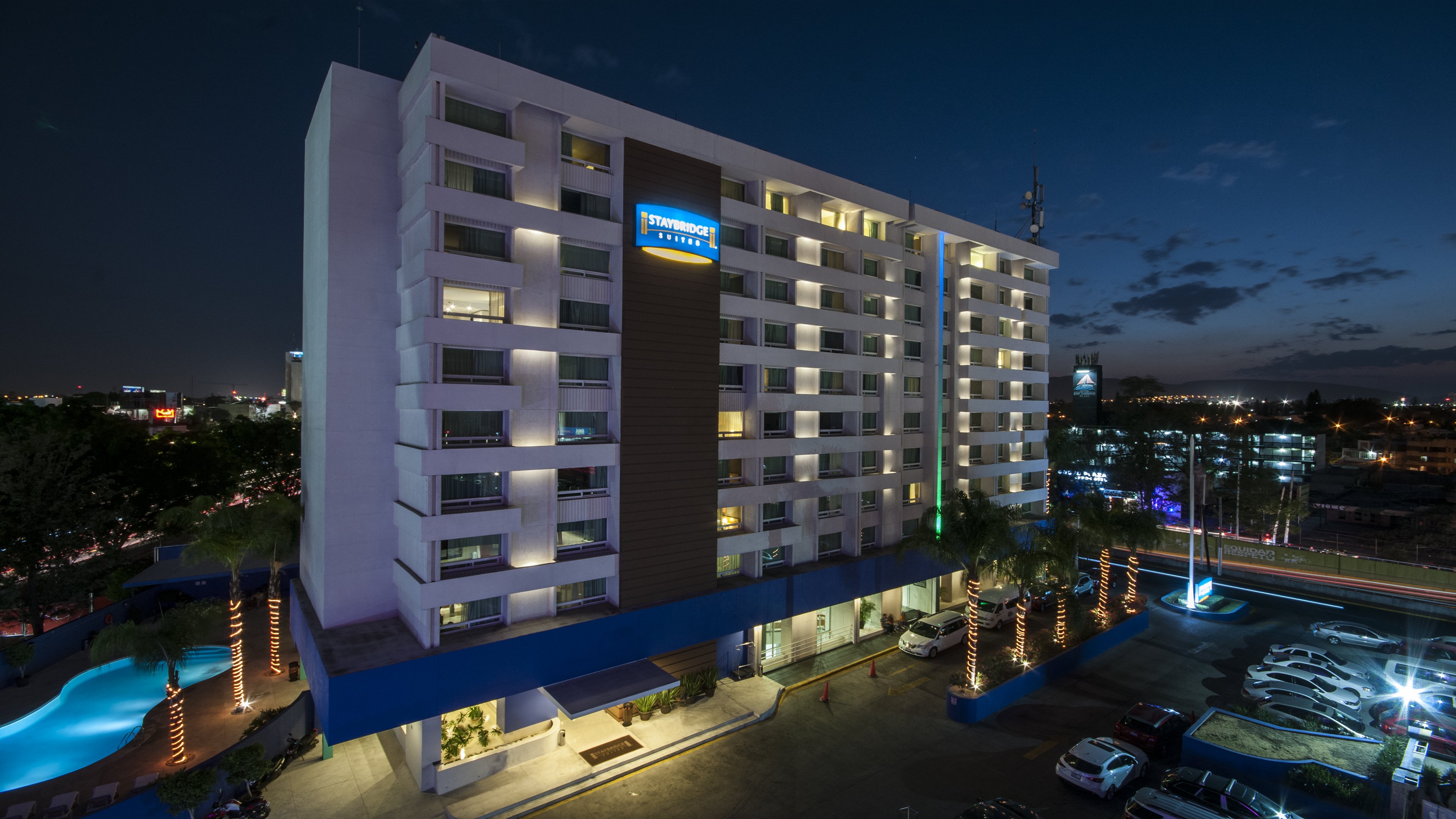 Staybridge Suites Guadalajara Expo 1/49