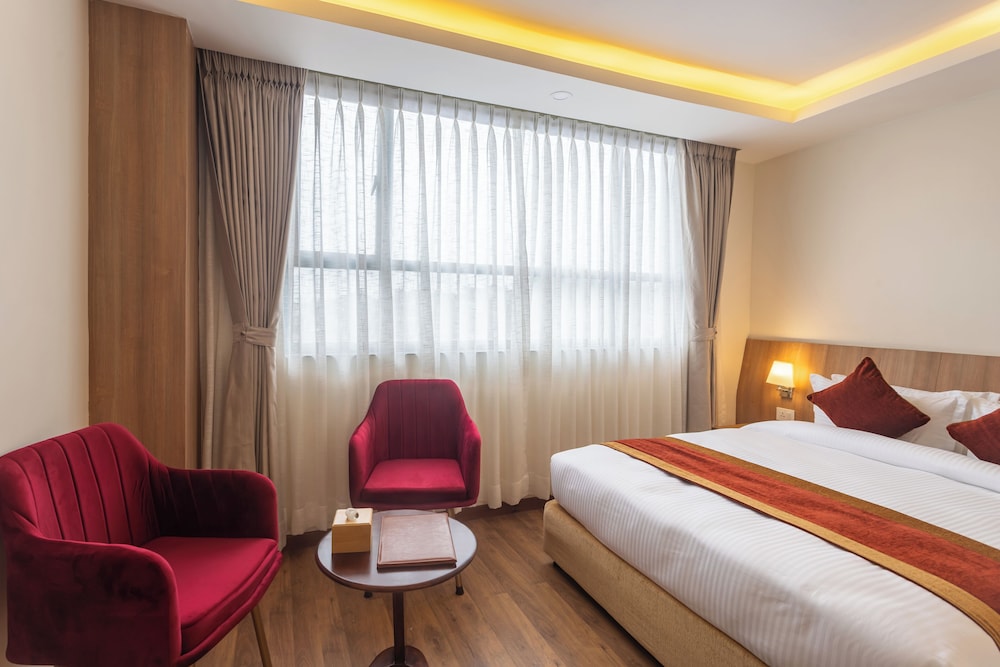 Hotel Crystal Pashupati 32/67