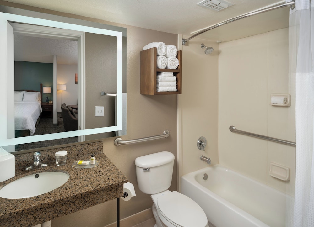 Studio, Suite, 2 Queen Beds, Kitchen, Accessible
