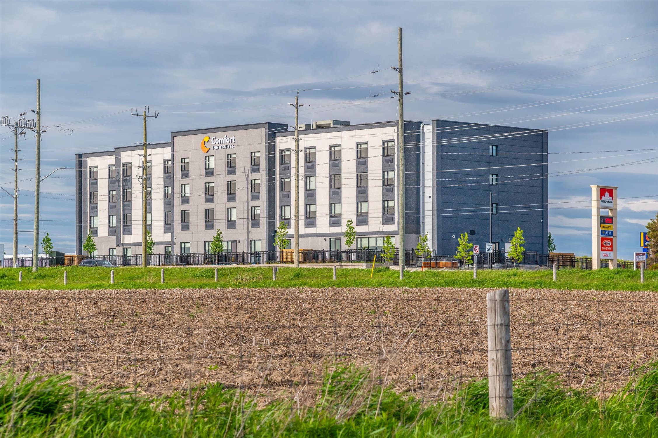 Comfort Inn and Suites Bradford 52/52