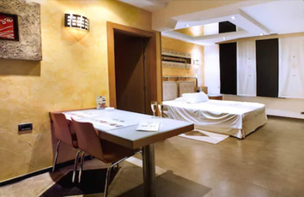 Zouk Hotel 22/50