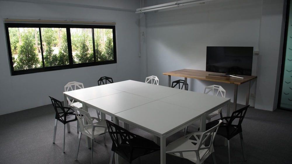 Veethara Boutique Hotel 39/45