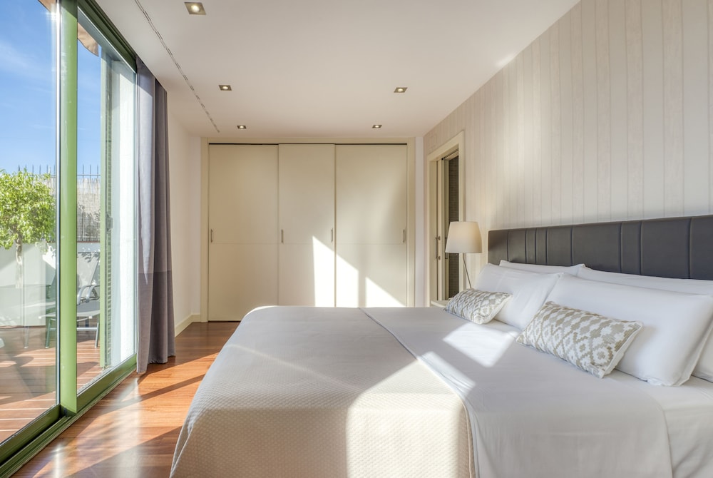 APARTMENTS BARCELONA BAS PASEO DE GRACIA 8/47