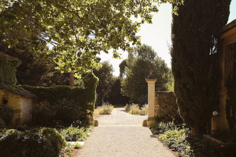 Le Galinier Lourmarin, a Beaumier Guesthouse 44/50