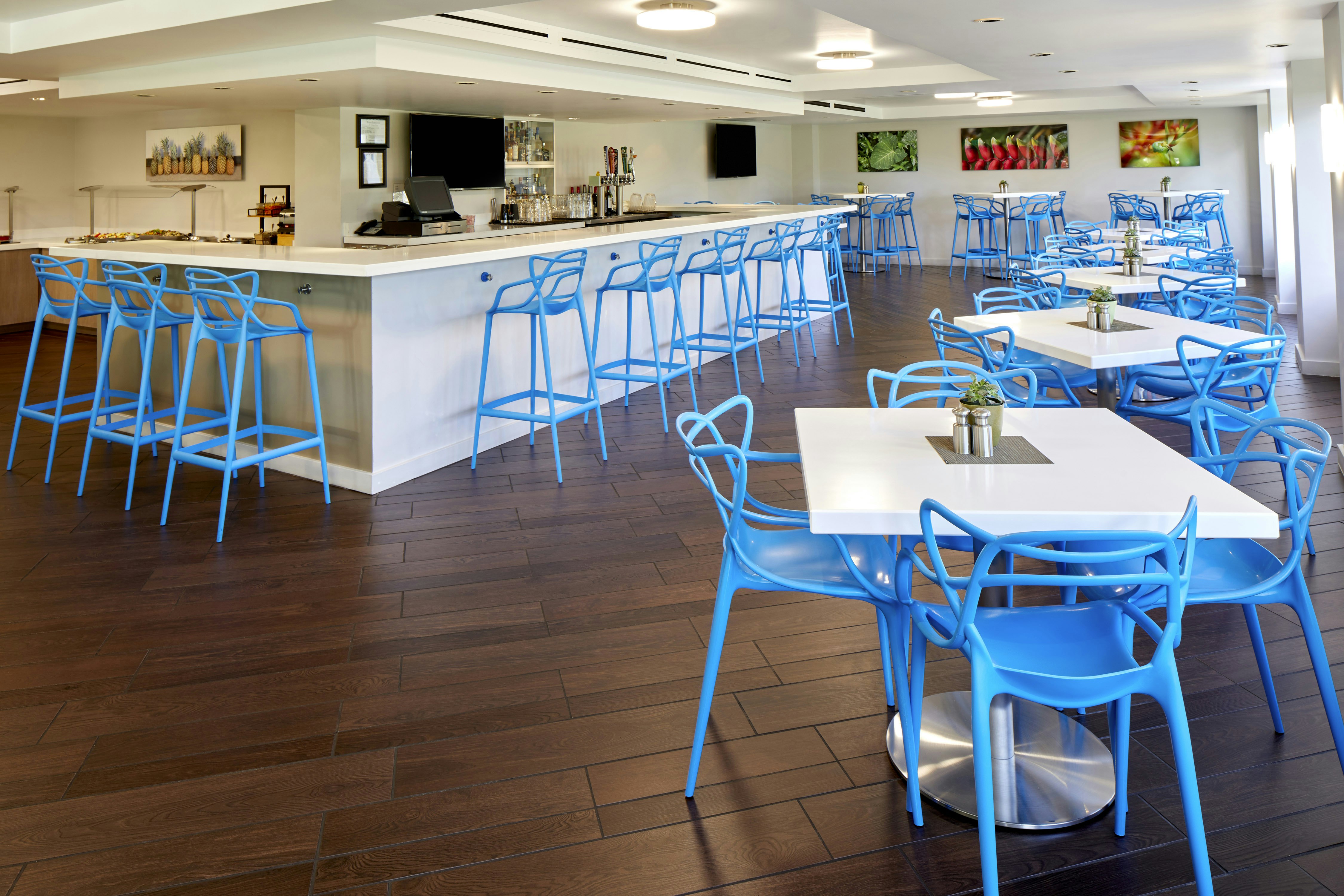 Doubletree By Hilton Alana Waikiki Beach Hotel 43/73