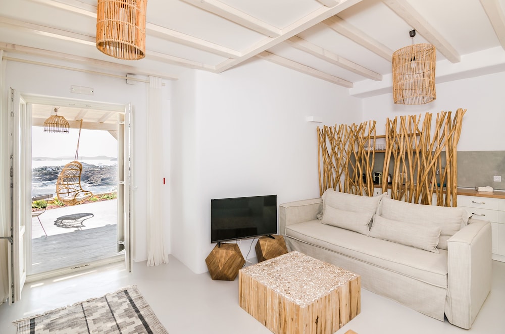 Eden View Suites & Villas 46/72