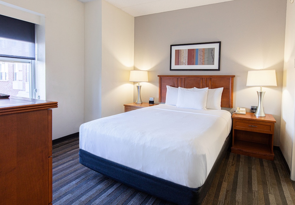 Hyatt House Chicago Schaumburg 13/50