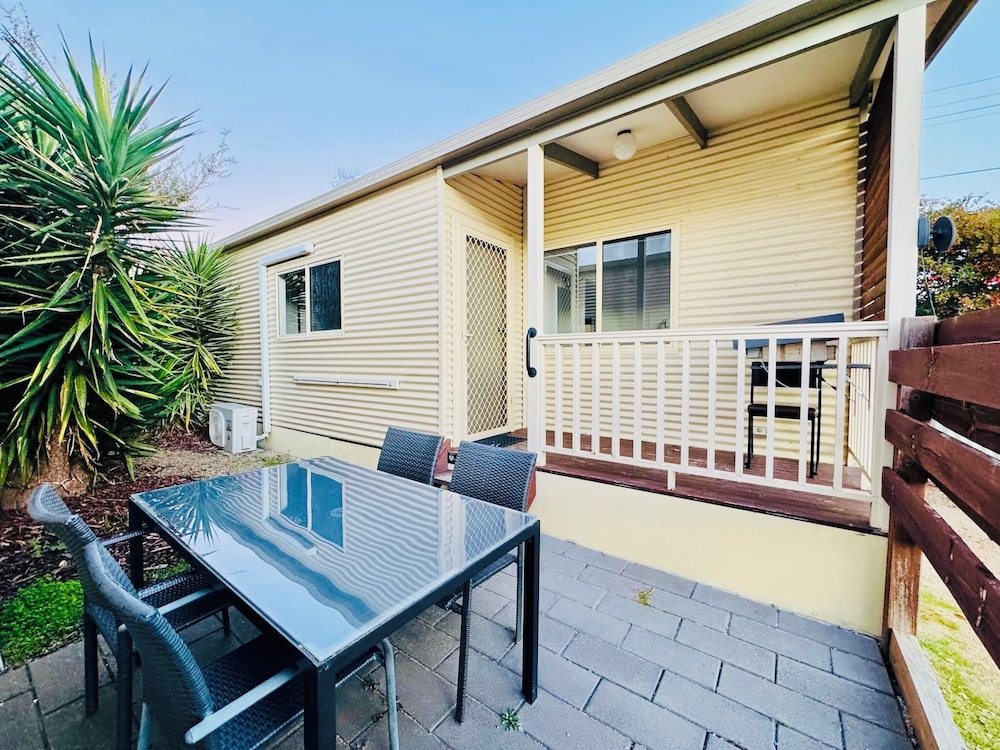 Kanasta Caravan Park 46/50