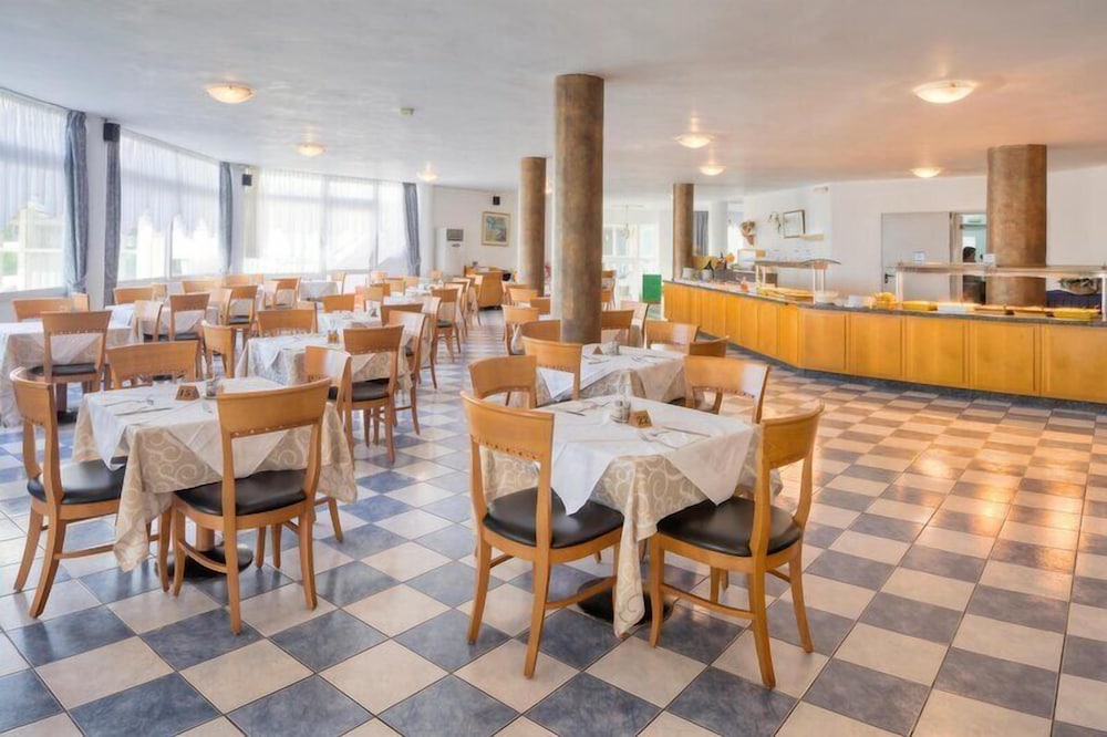 Corali Hotel 45/63