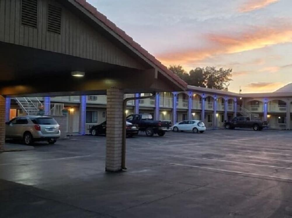 Days Inn By Wyndham Winnemucca 52/56