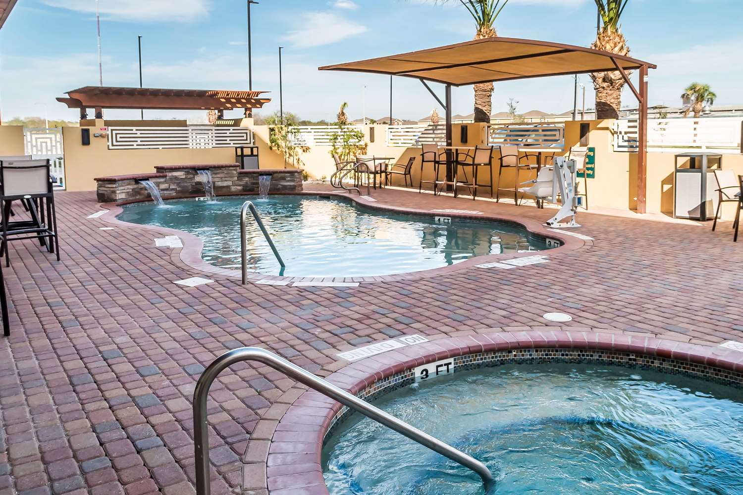 MainStay Suites Edinburg South 22/41