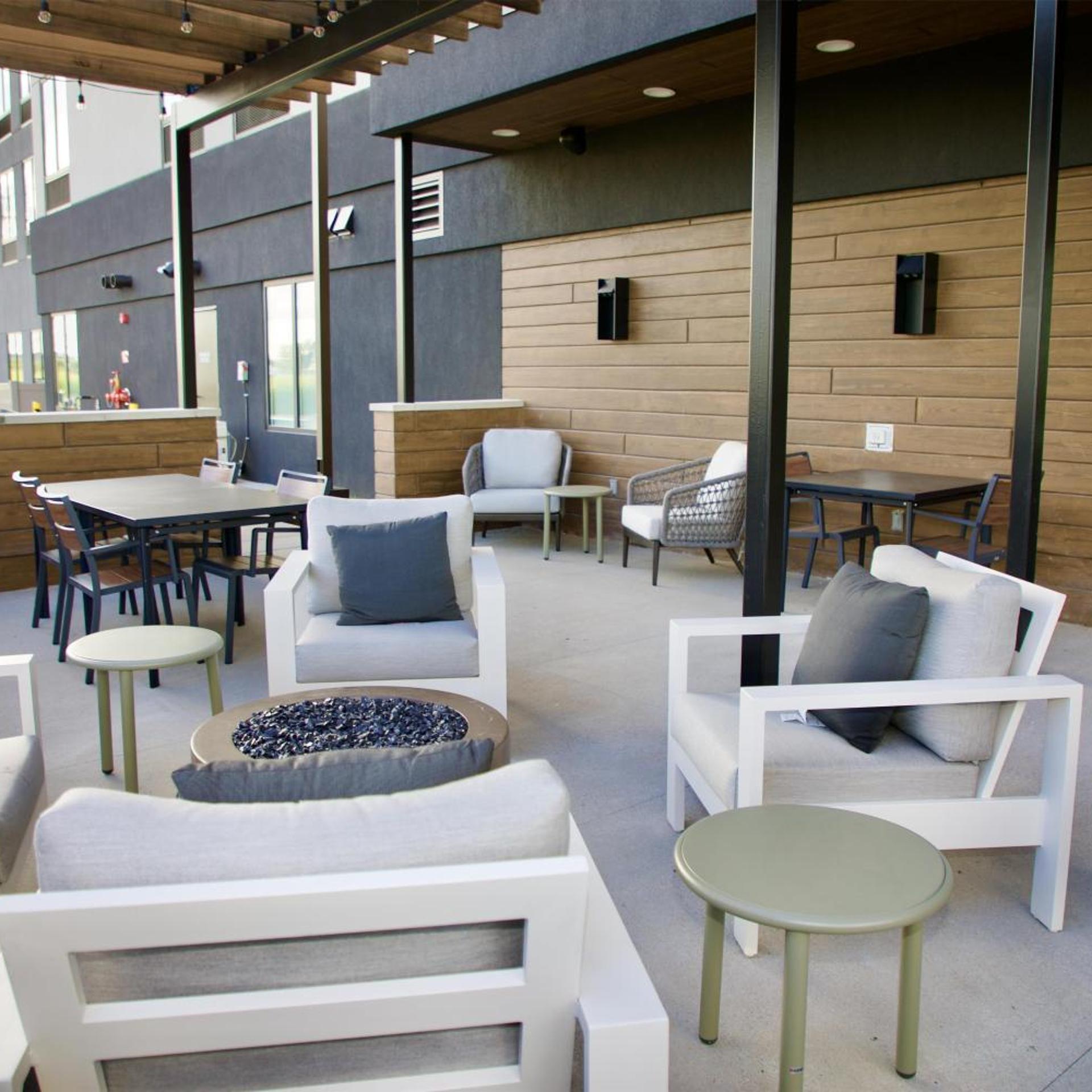 LivSmart Studios by Hilton Clarksville 30/36