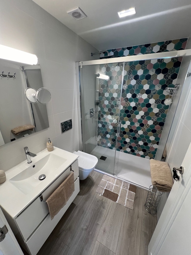 LA PUERTA DE NERJA HOSTAL BOUTIQUE 37/38