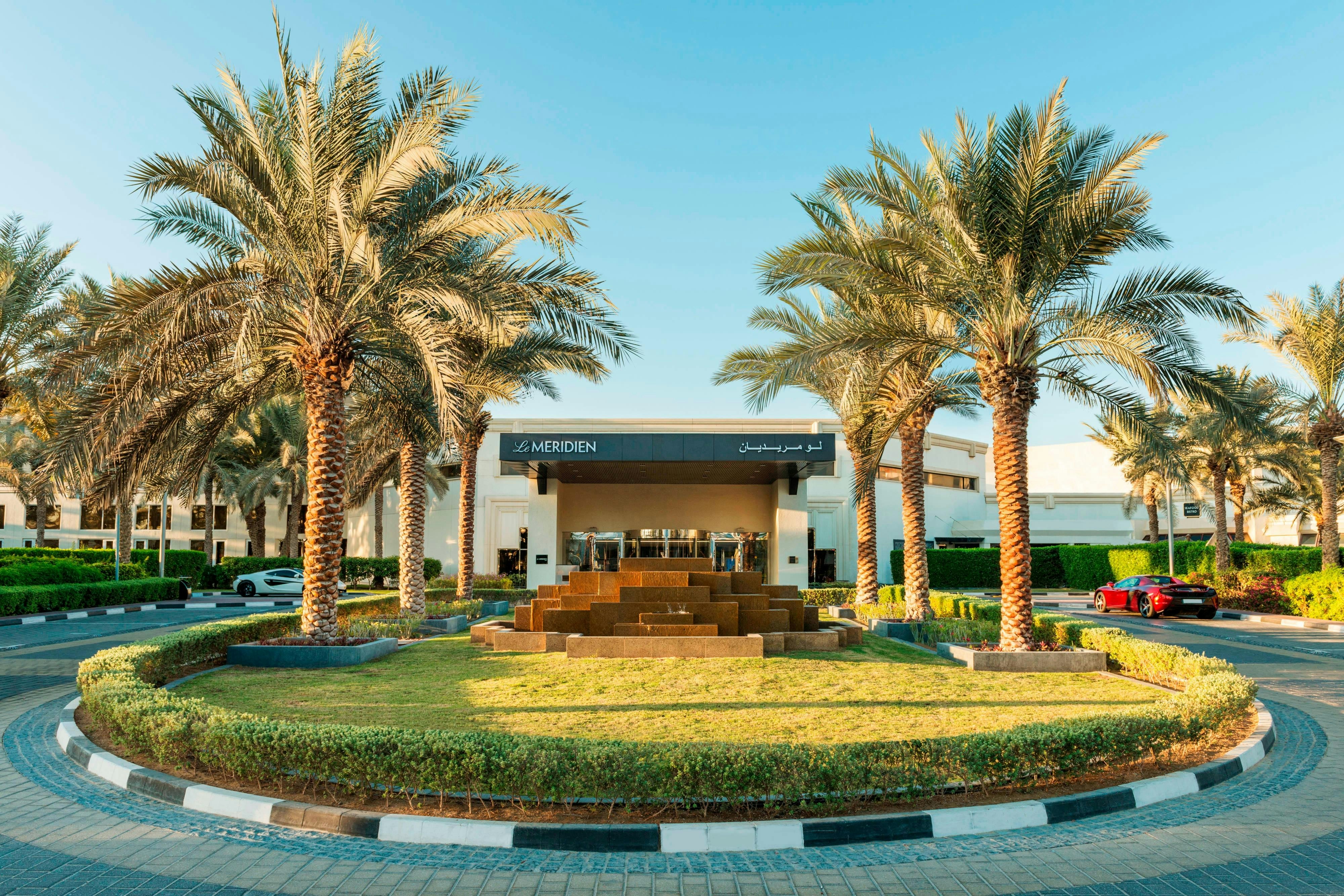 Le Meridien Dubai Hotel and Conference Centre 72/77