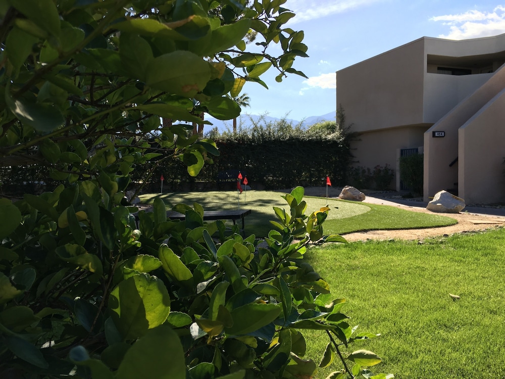 Vista Mirage Resort 8/93
