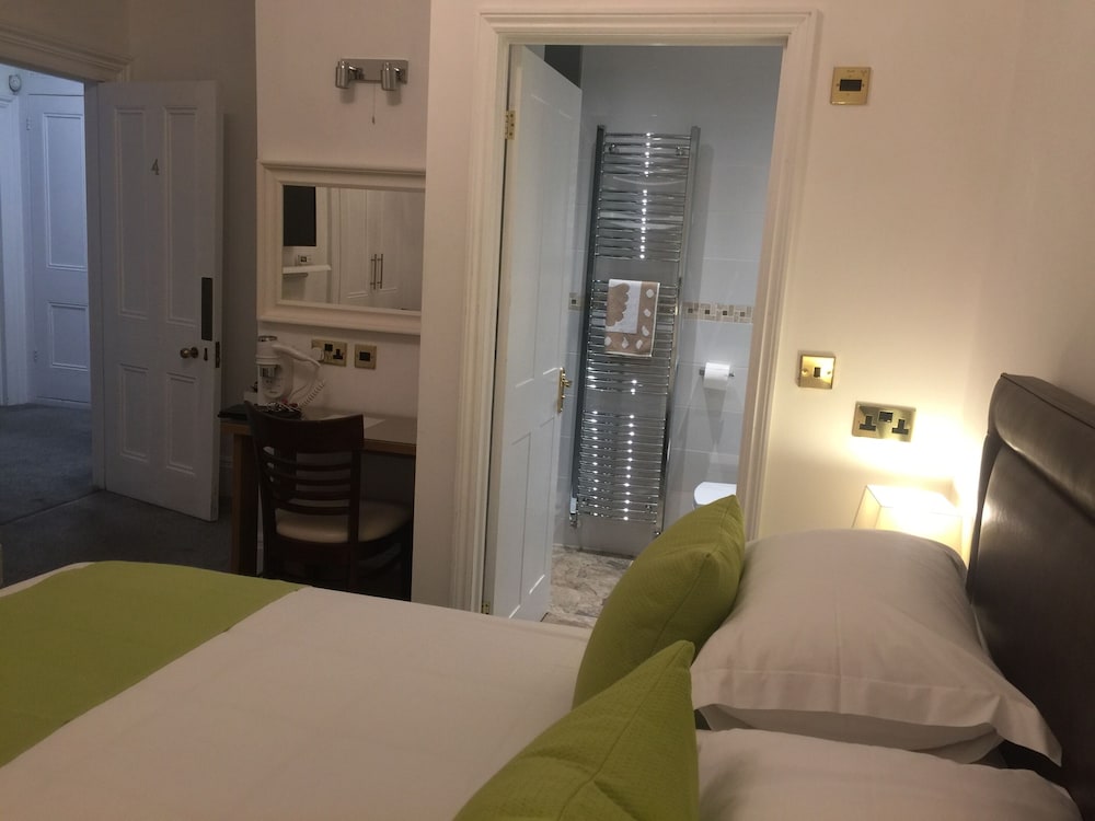Croham Park Bed &amp; Breakfast 6/22