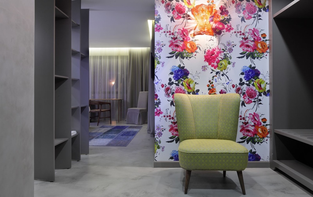 Hotel Nox 49/69