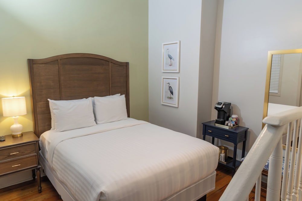 غرفة ديلوكس بسرير مزدوج، Inn On St Ann 2/8