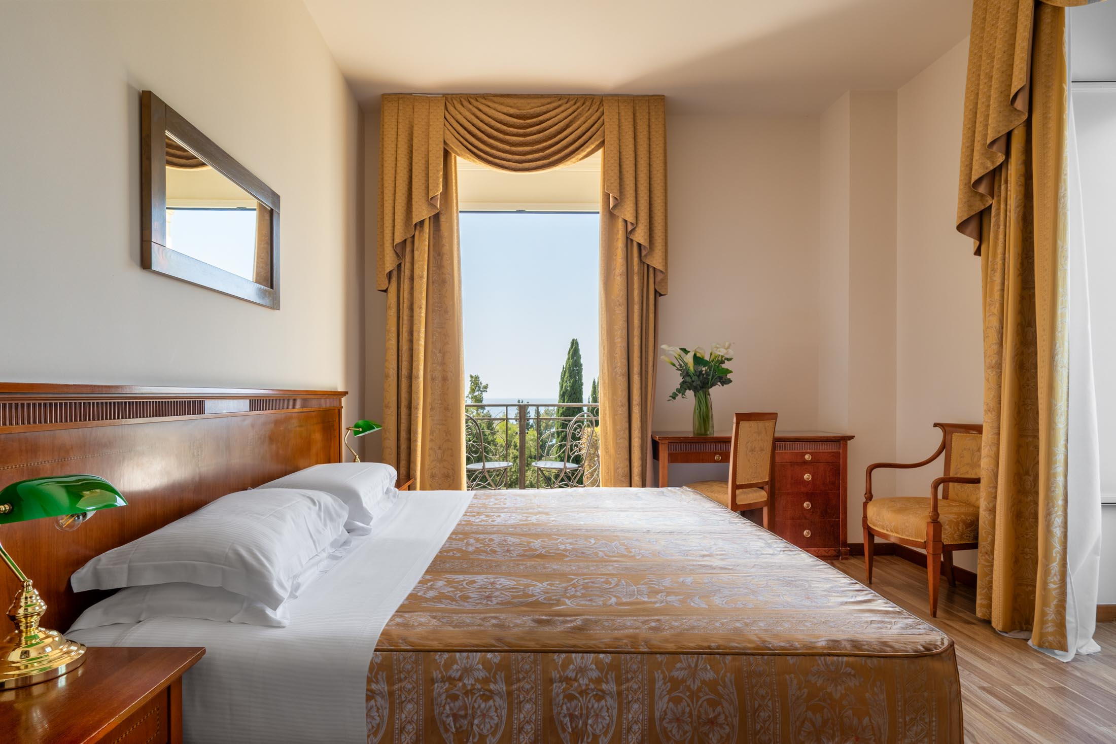 Double or Twin Bed, Sea Front