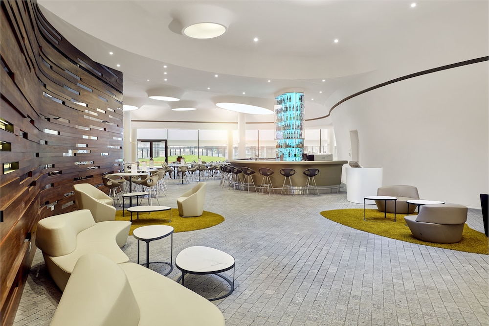 Doubletree By Hilton Wroclaw 13/77