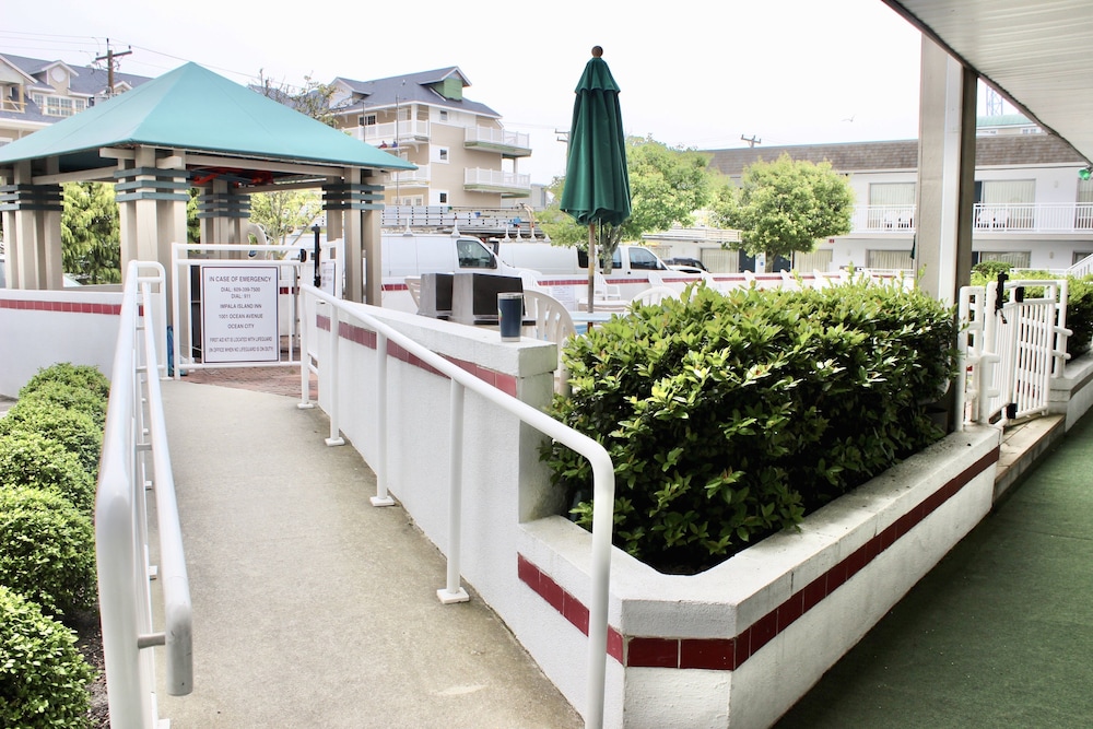 Impala Island Inn 28/34