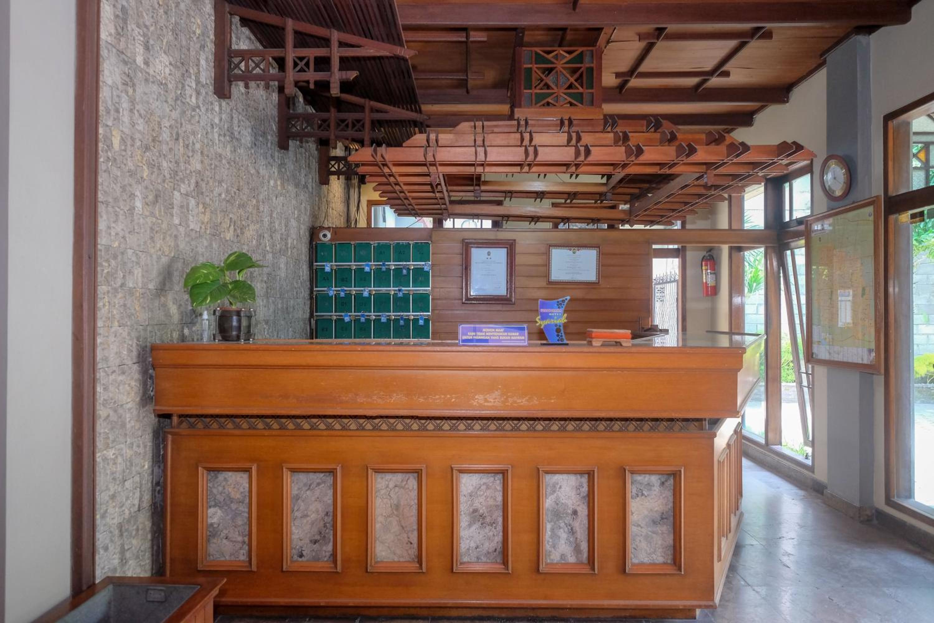 OYO 3778 Hotel Wisnugraha Syariah 8/50