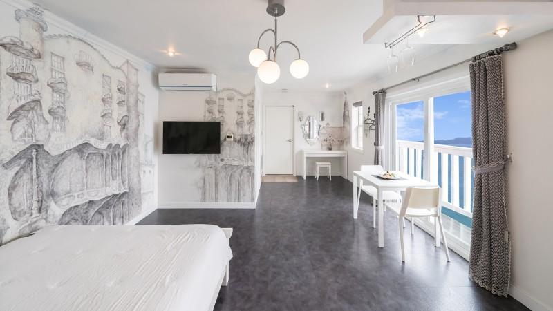 Taean Yauri Pension 8/21