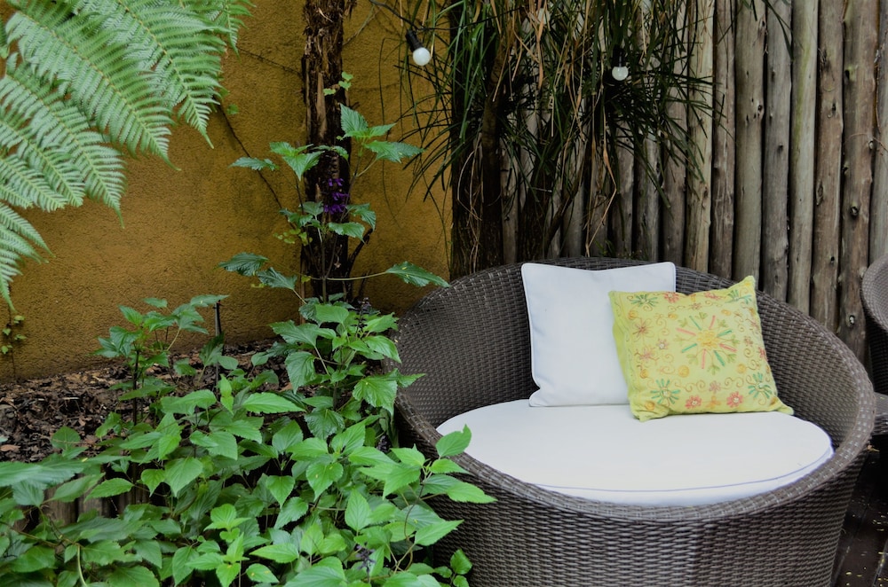 Mine Hotel Boutique 65/69