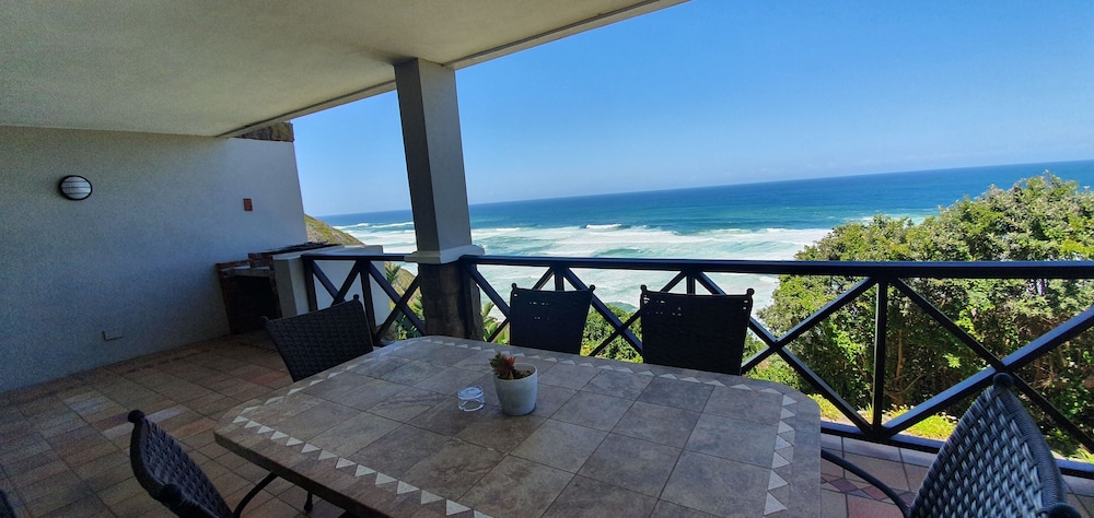 Brenton On Rocks Luxury Guest House 81/97