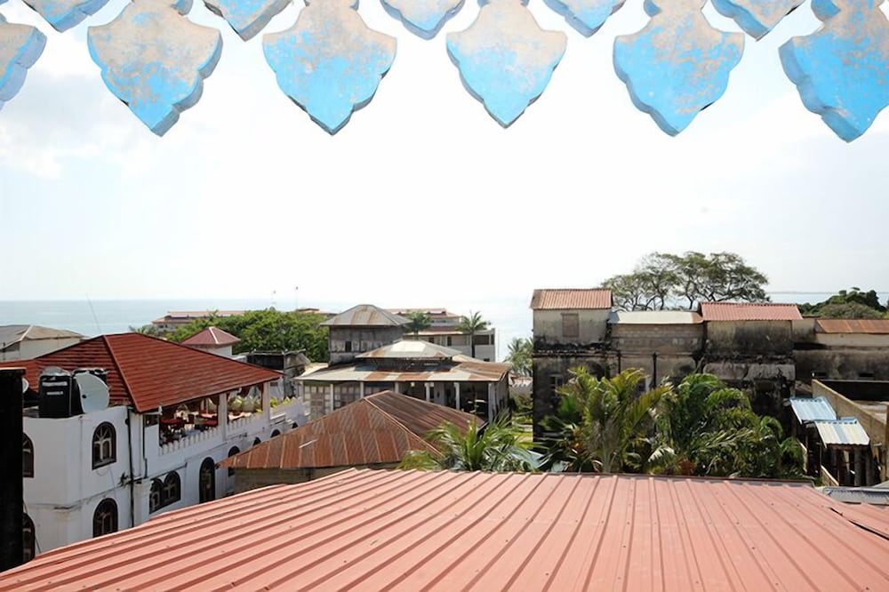 Shaba Boutique Hotel 49/50