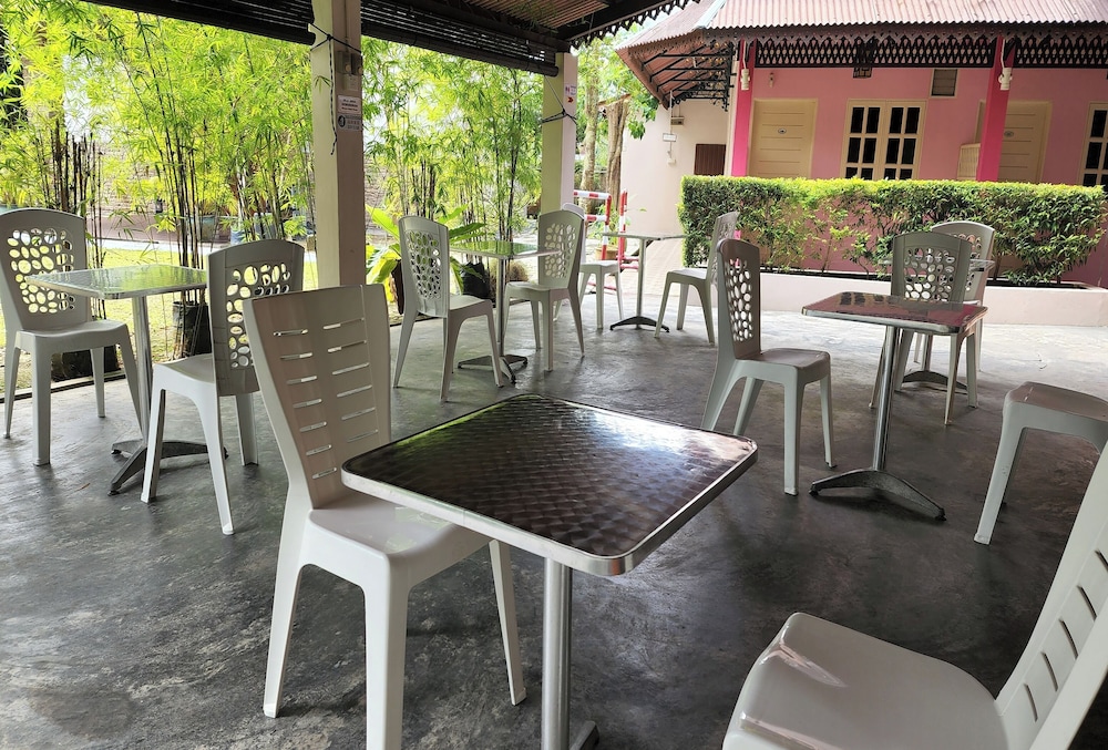 Sabak Awor Resort by ZUZU 28/50