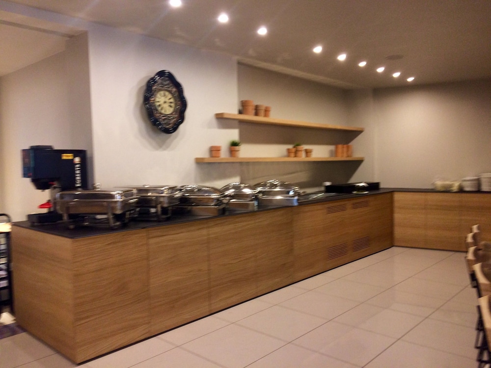 Lobby at Olympic, HERAKLION