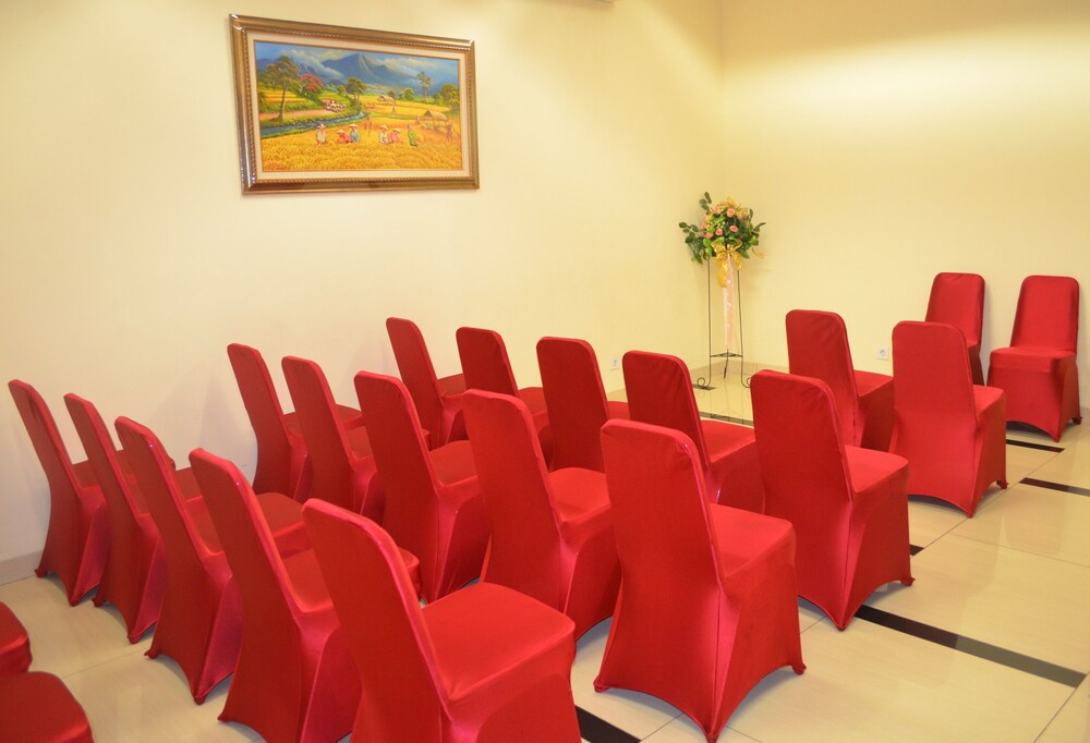 World Hotel Jakarta - Bandengan 44/50