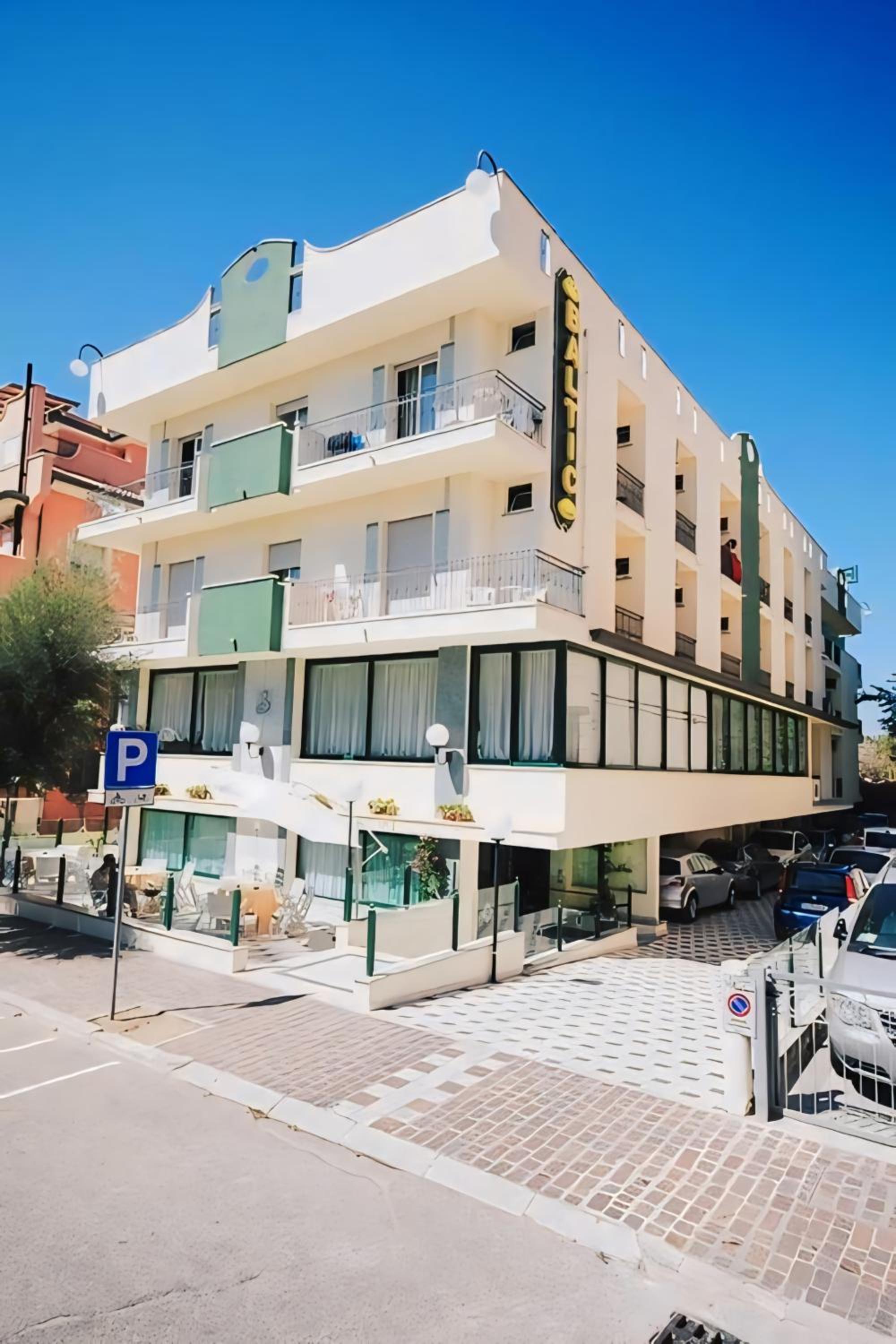 Hotel Baltic 2/50