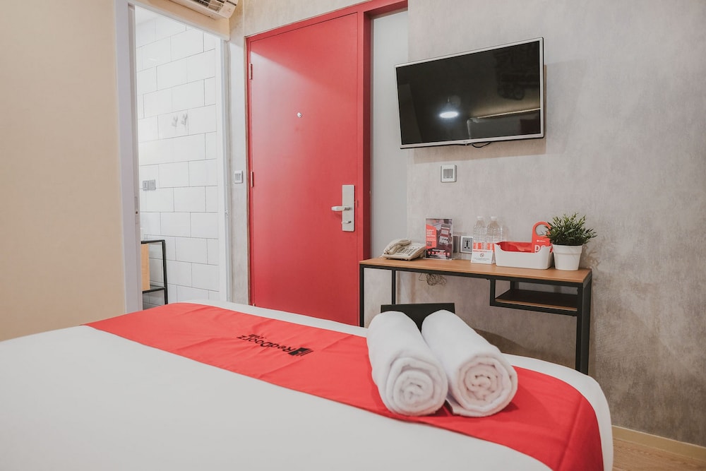 Reddoorz Plus @ Thamrin 31/50