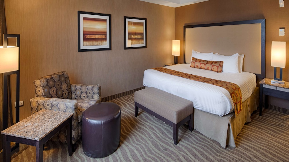 Best Western Premier Freeport Inn Calgary Airport 15/54