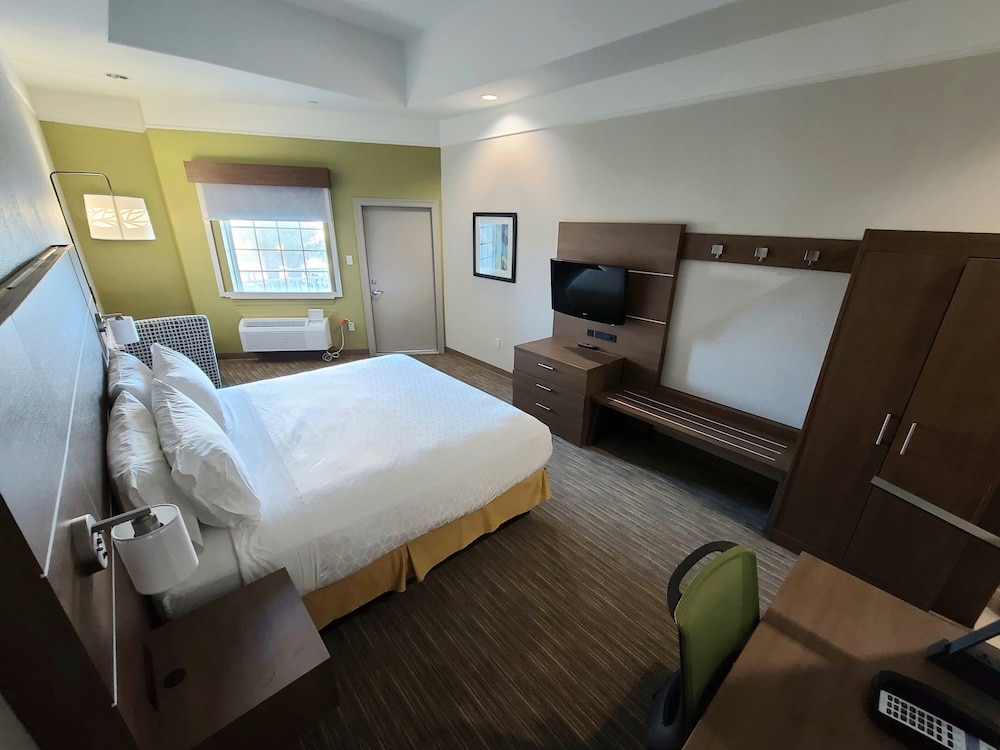 Holiday Inn Express Hotel And Suites Galveston West Seawall 34/64