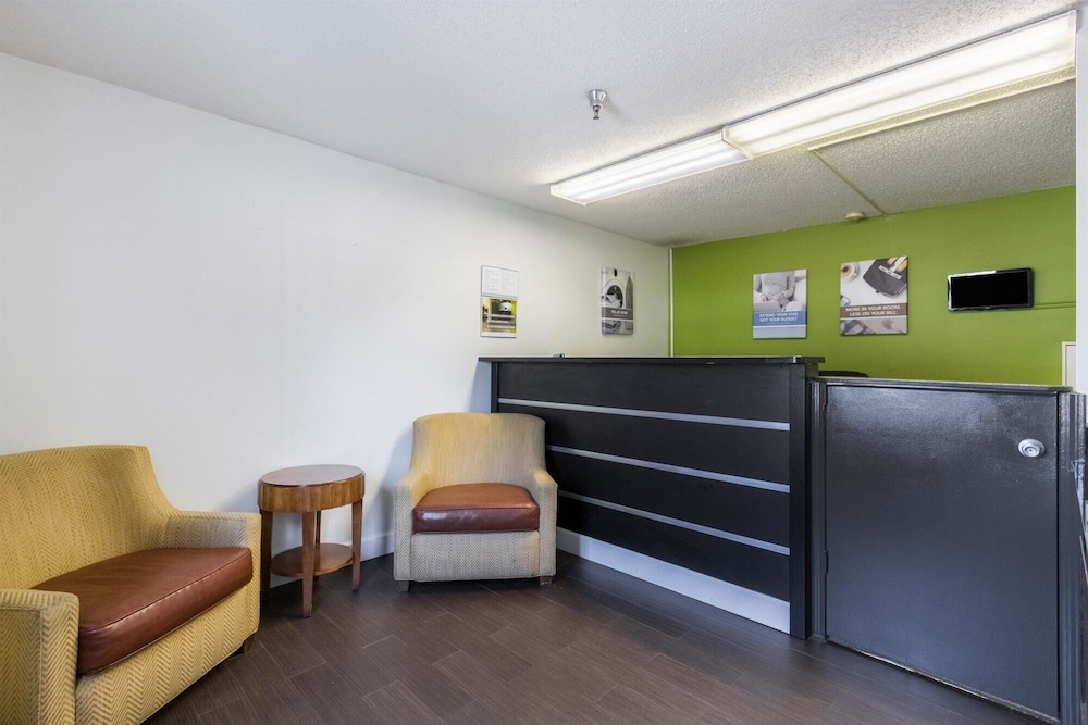 Studio6 Statesboro, GA — photo 2