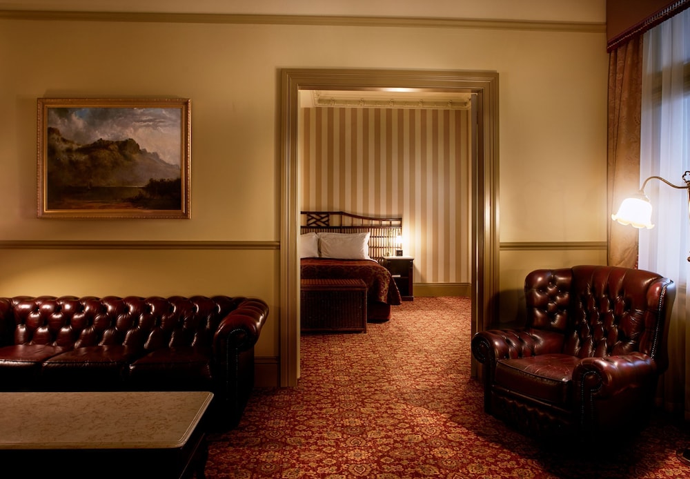Hadleys Orient Hotel 27/47