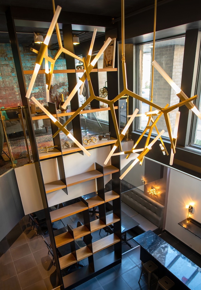 Lelux Hotel 42/52