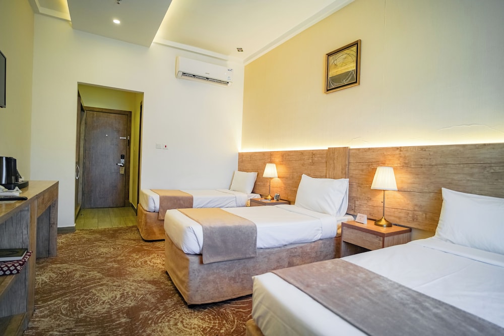 فندق إعمار ليجند(Emaar Legend Hotel) 10/23