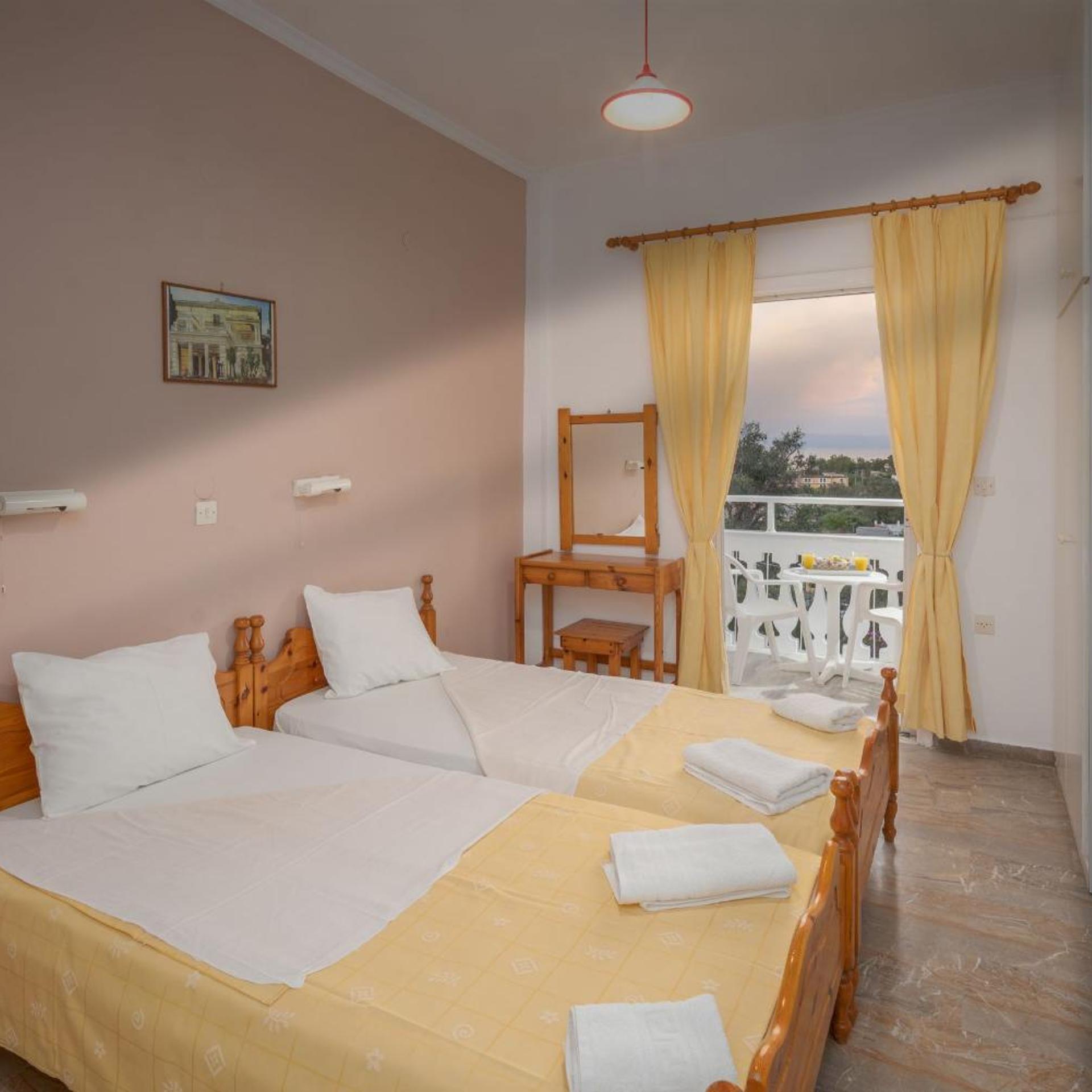 Room, Twin Beds, Sea View