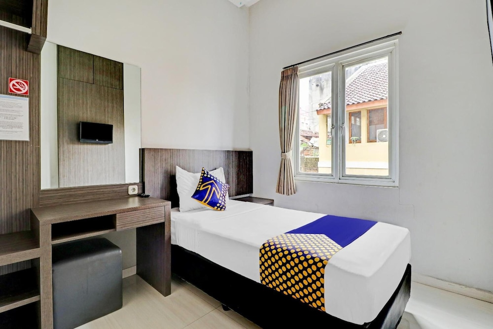 Hotel O Cihampelas Near Ciwalk Formerly D'River Guest House 21/30