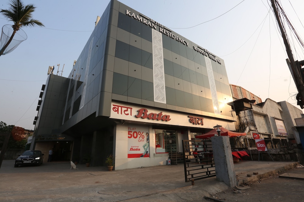 Kamran Residency 3/50